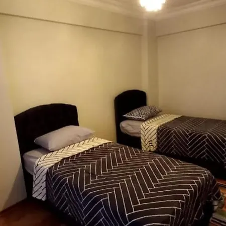 Apartman 1er Etage Ortakoey No 3 Isztambul